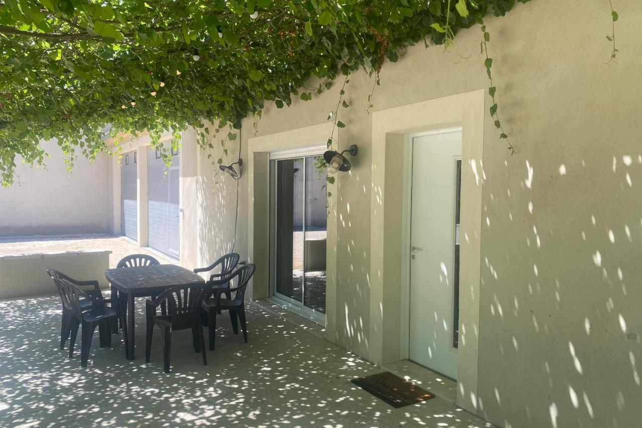 Le Ribbou Villa LʼIsle-sur-la-Sorgue Dış mekan fotoğraf